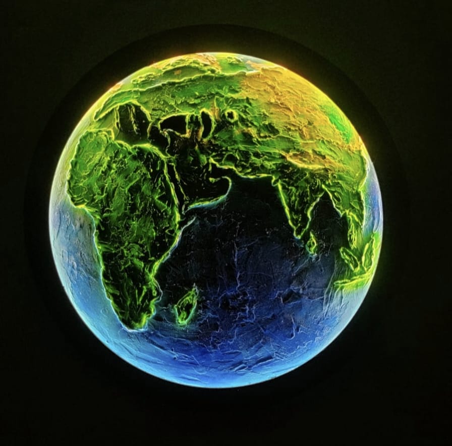 3D Earth Globe Wall Decor with Warm LED Lights – Elegant World Globe for Home, Office, & Bedroom